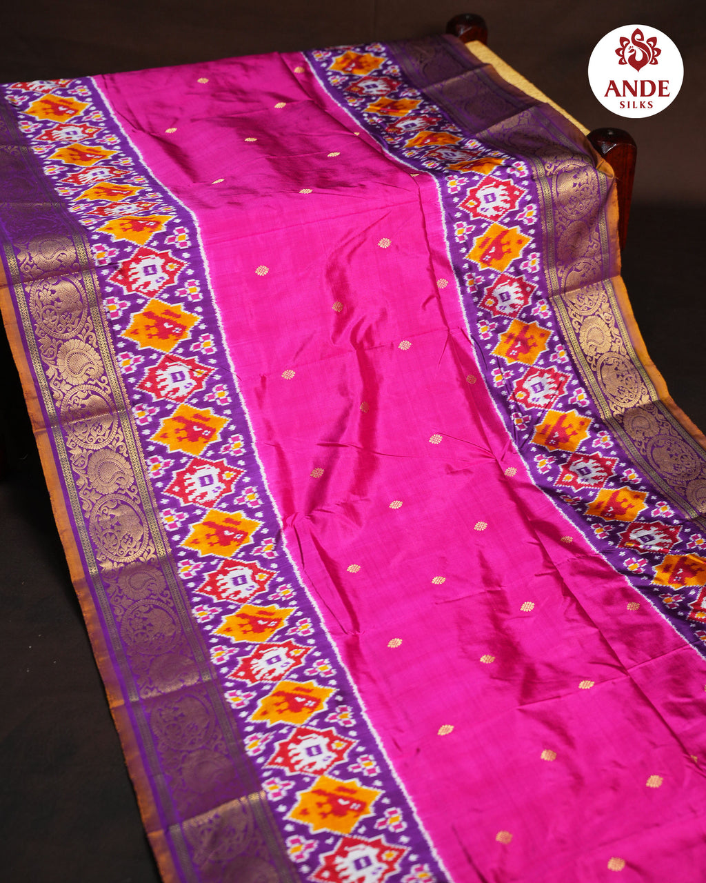 Pink Ikkat Kanchi Border Pattu Saree with Traditional Zari Border