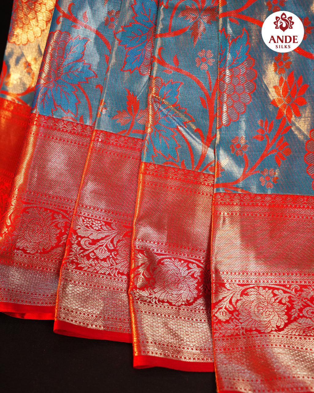 Kanchi Pattu Saree with Rich Zari Border – Blue & Red