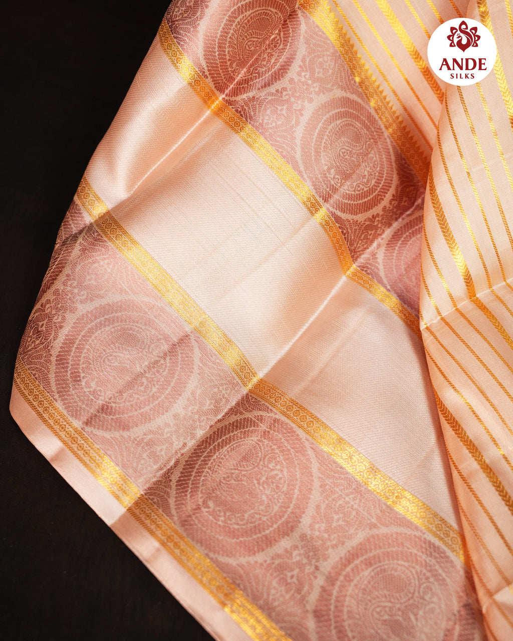 Cream Kanchi Pattu Saree with Elegant Zari Border