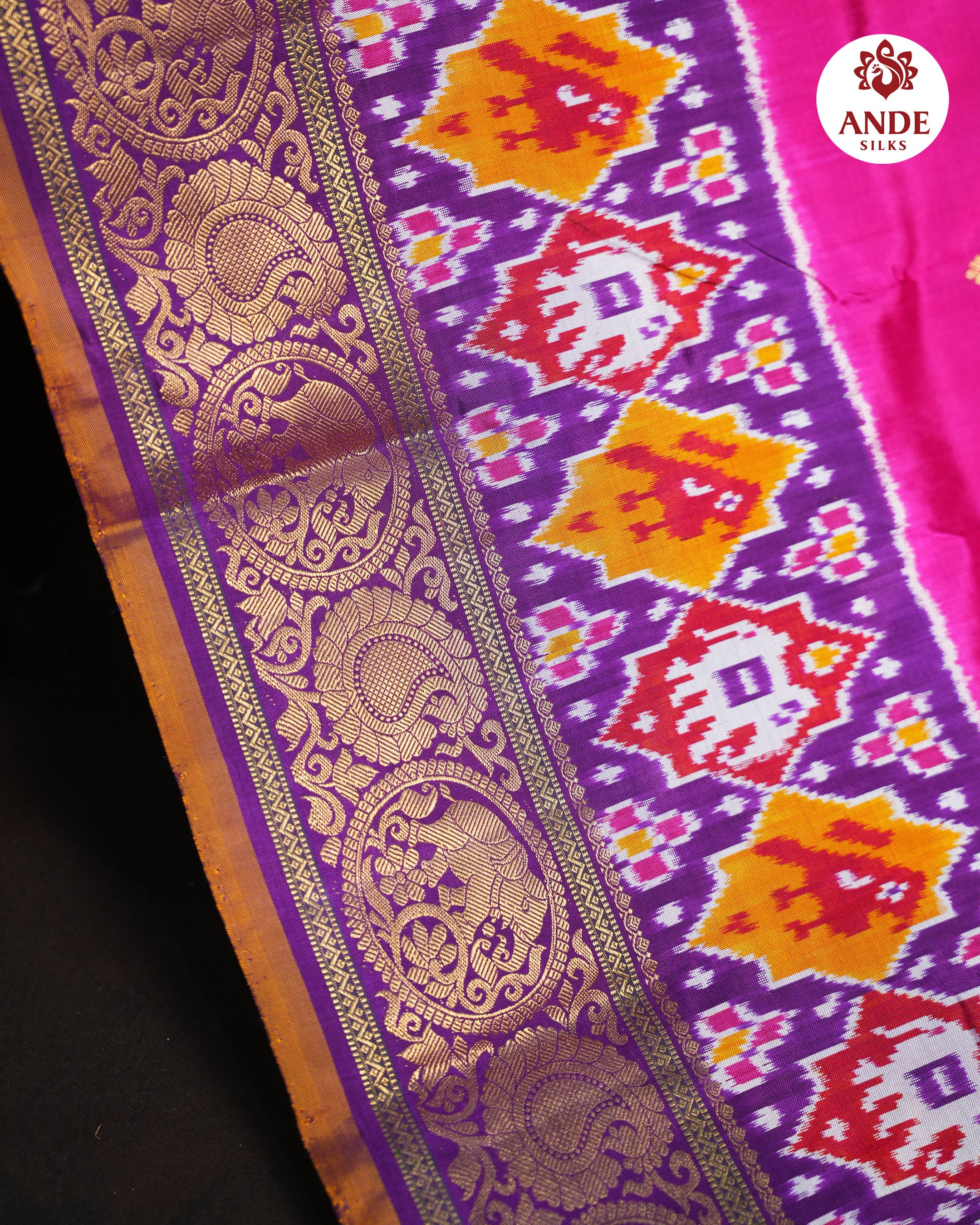 Pink Ikkat Kanchi Border Pattu Saree with Traditional Zari Border