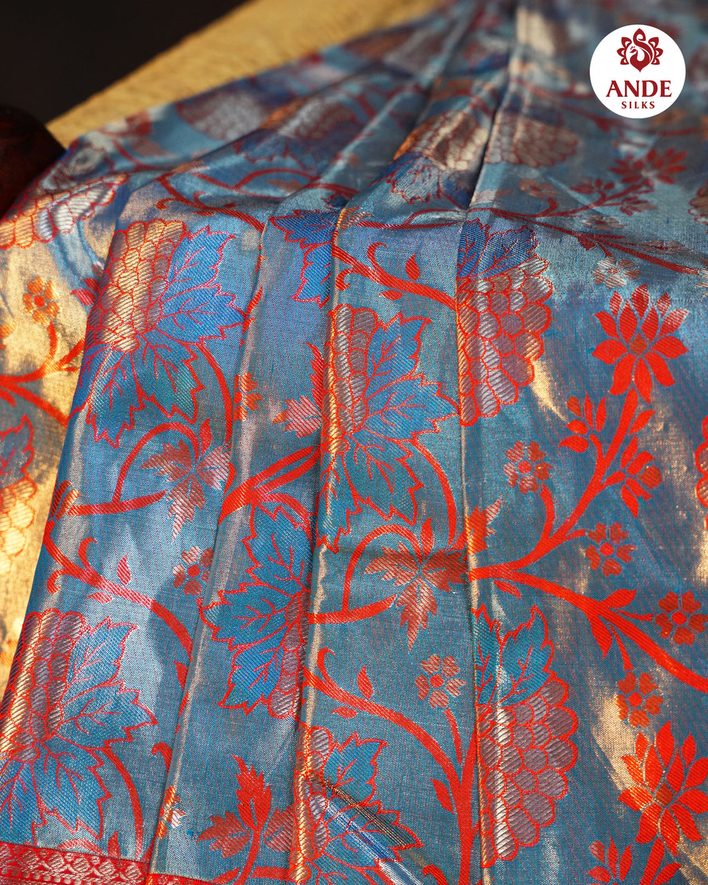 Kanchi Pattu Saree with Rich Zari Border – Blue & Red
