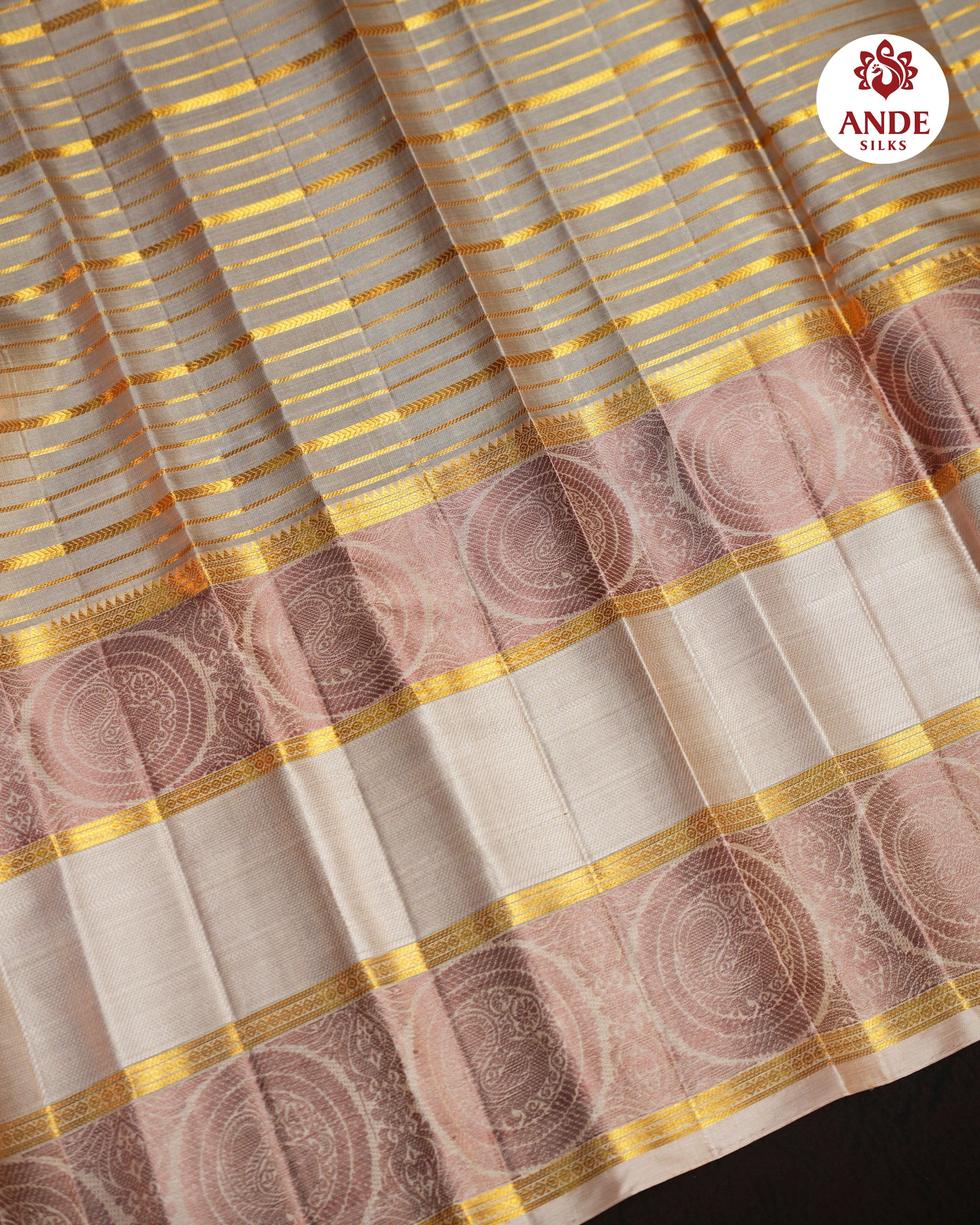 Cream Kanchi Pattu Saree with Elegant Zari Border