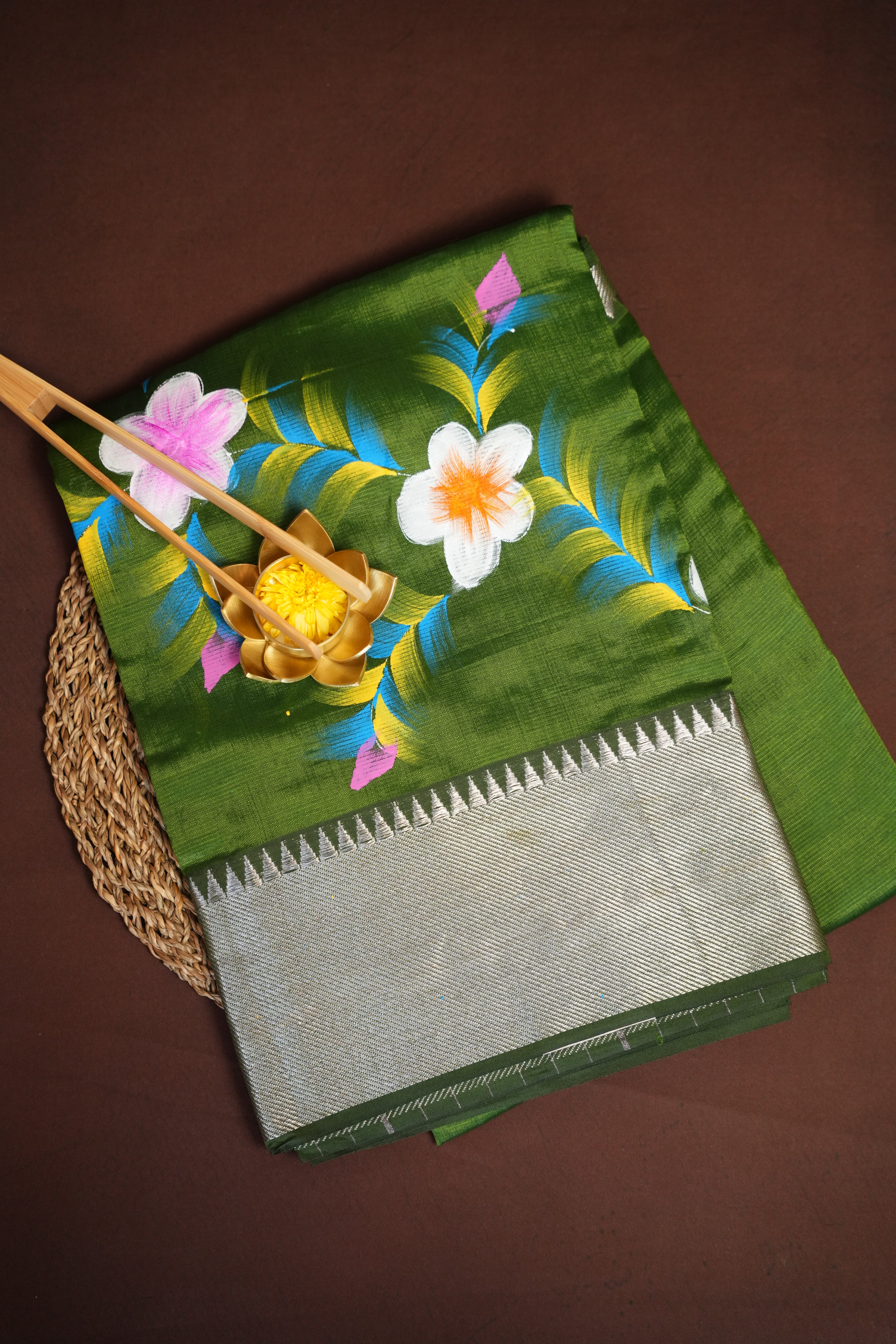 Green Mangalagiri Brush Painted Saree with Zari Border | Ande Silks