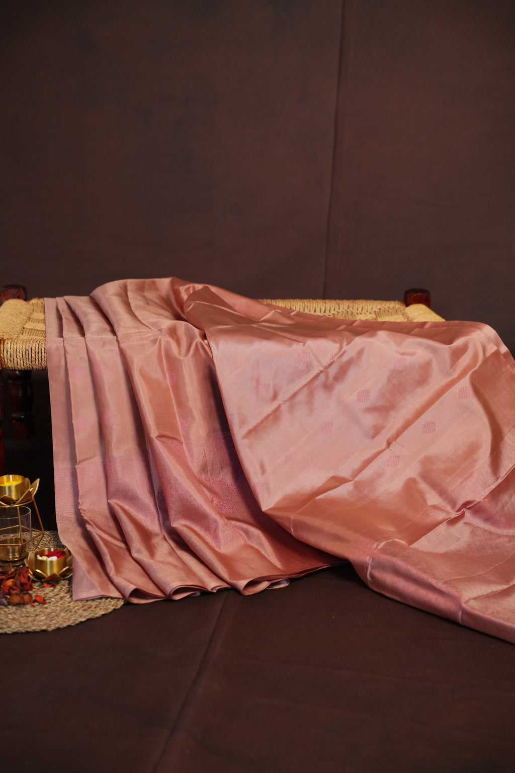 Kanchi Pattu Borderless Saree Fusion Peach Minimal | Ande Silks