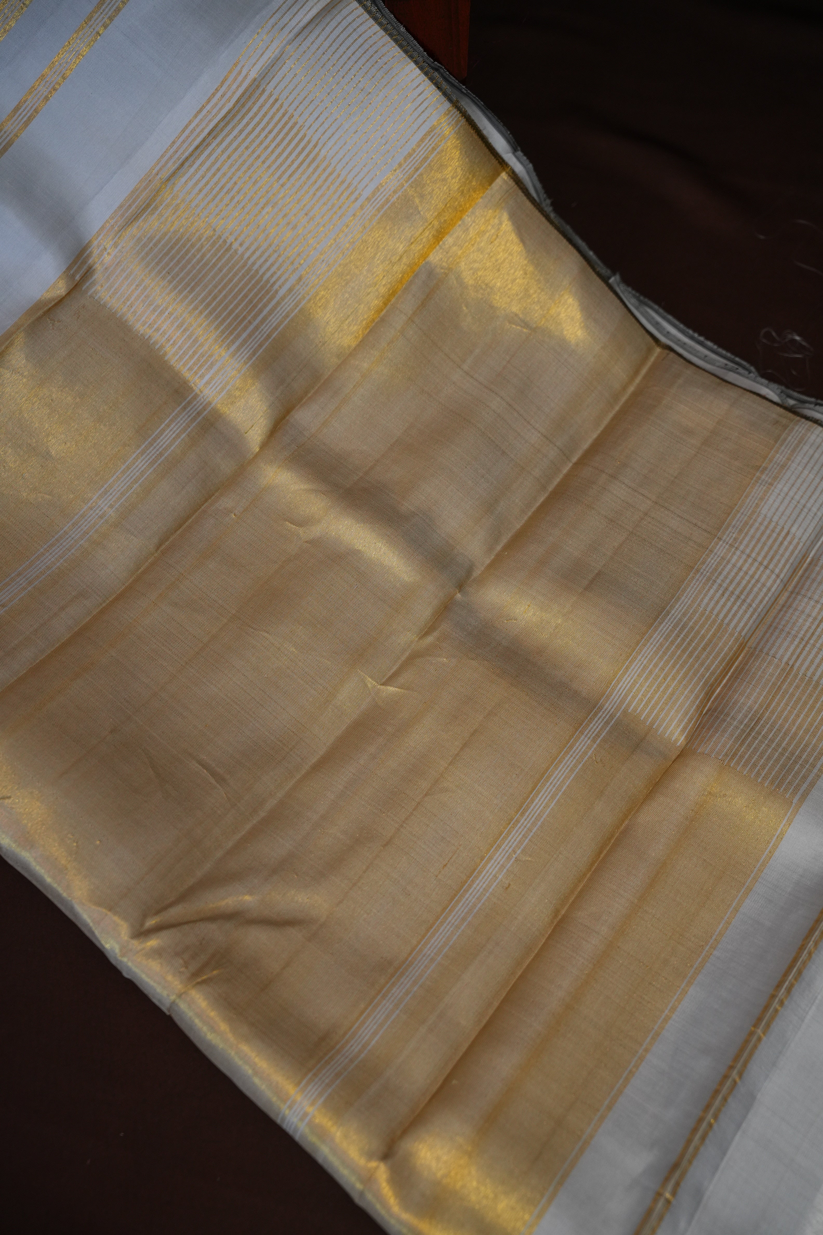 Kanchi Pattu Temple Border Saree Fusion White Gold | Ande Silks