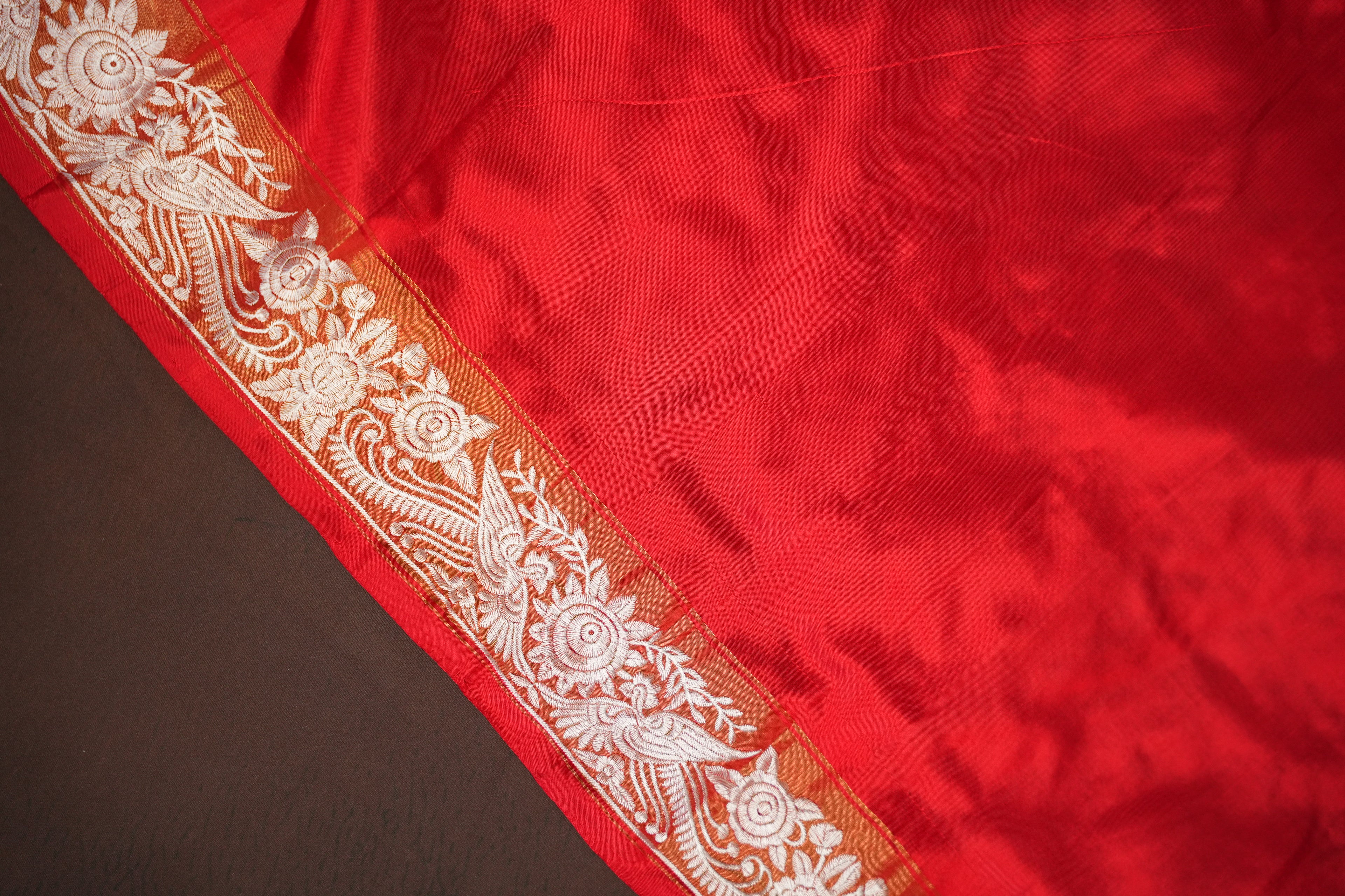 IKKAT Work Designer Saree with Floral Patterns & Contrast Border | Ande Silks
