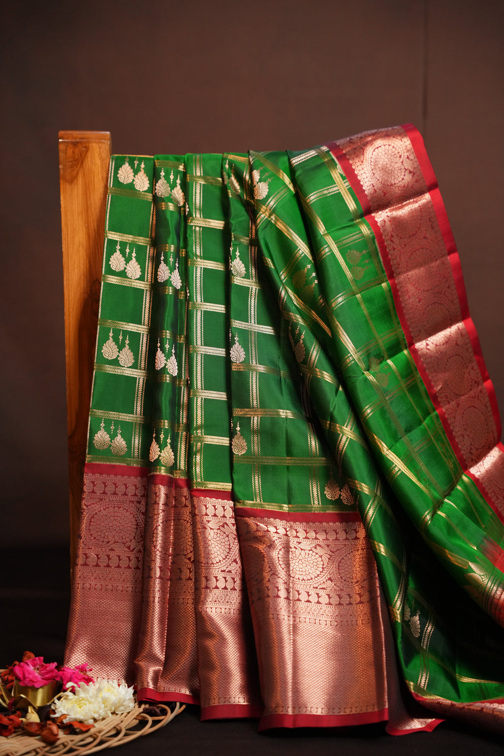 Vintage Kanchi Checks Saree with Traditional Zari Border