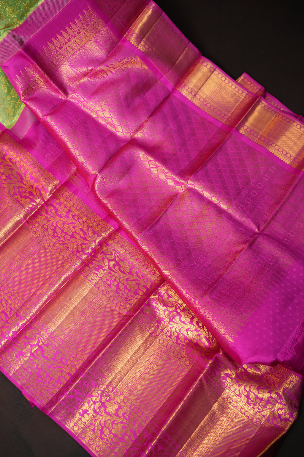 Bridal Maharani Border Saree with Traditional Zari Weave