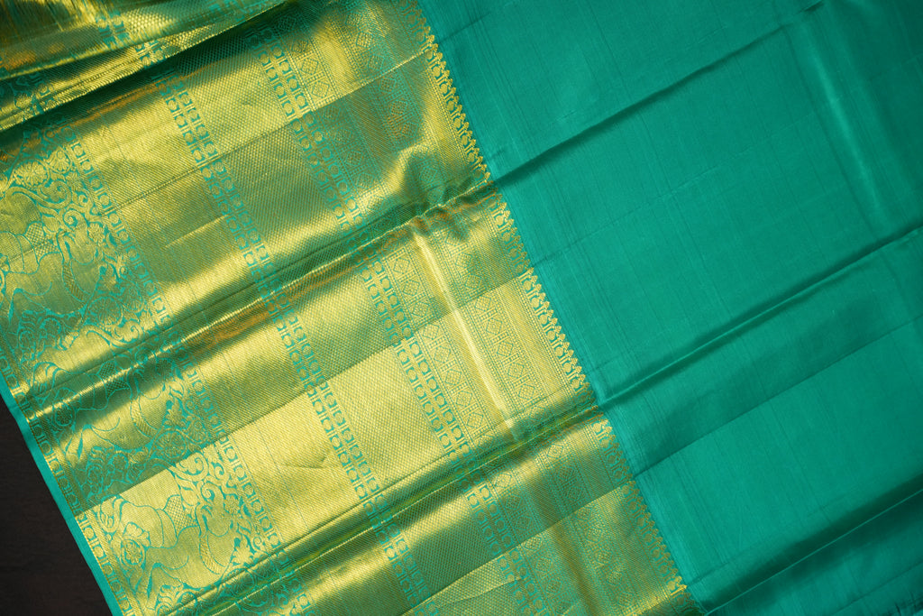 Bridal Maharani Border Saree in Purple with Rich Zari Weaving