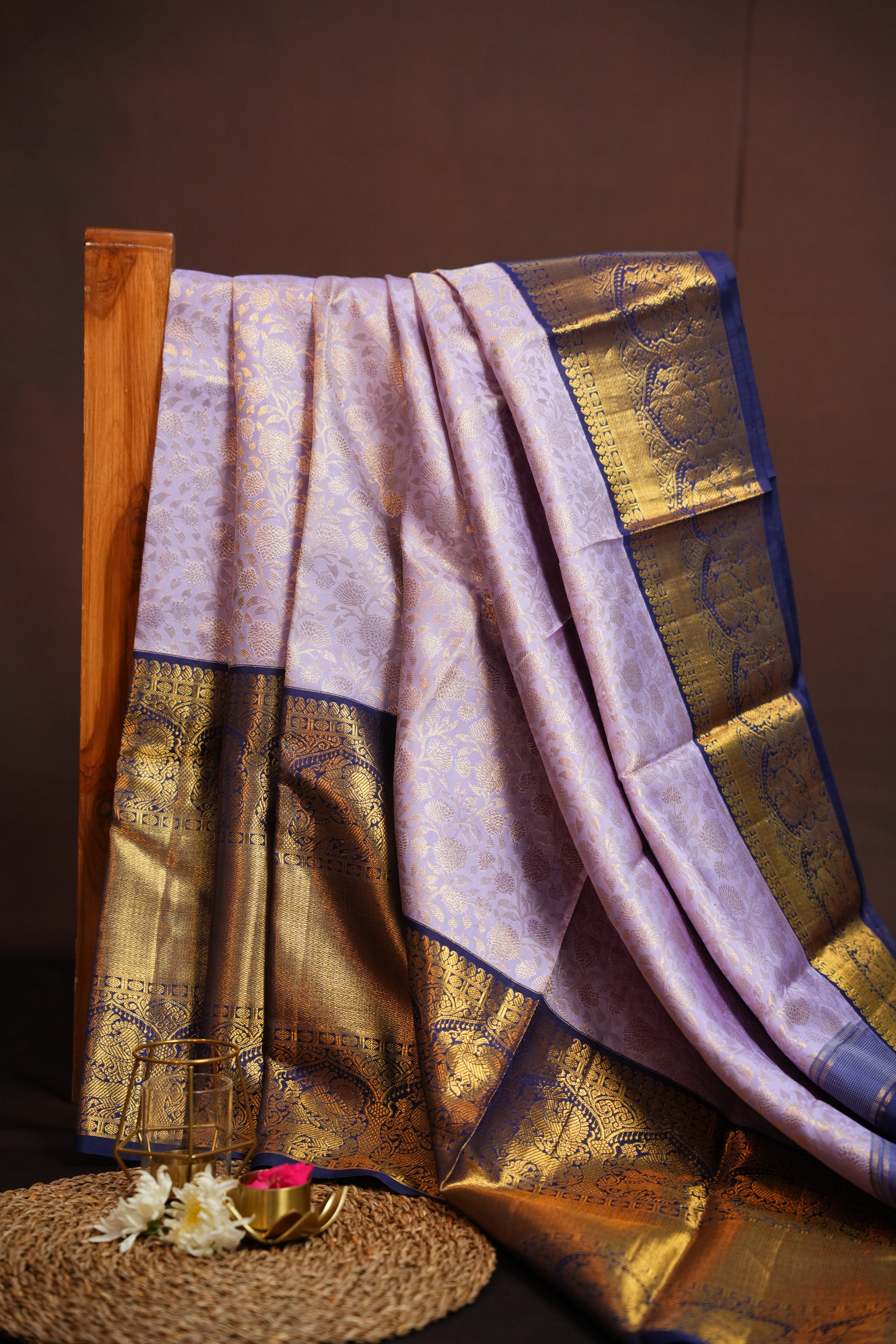 Bridal Maharani Border Saree with Regal Zari Weave