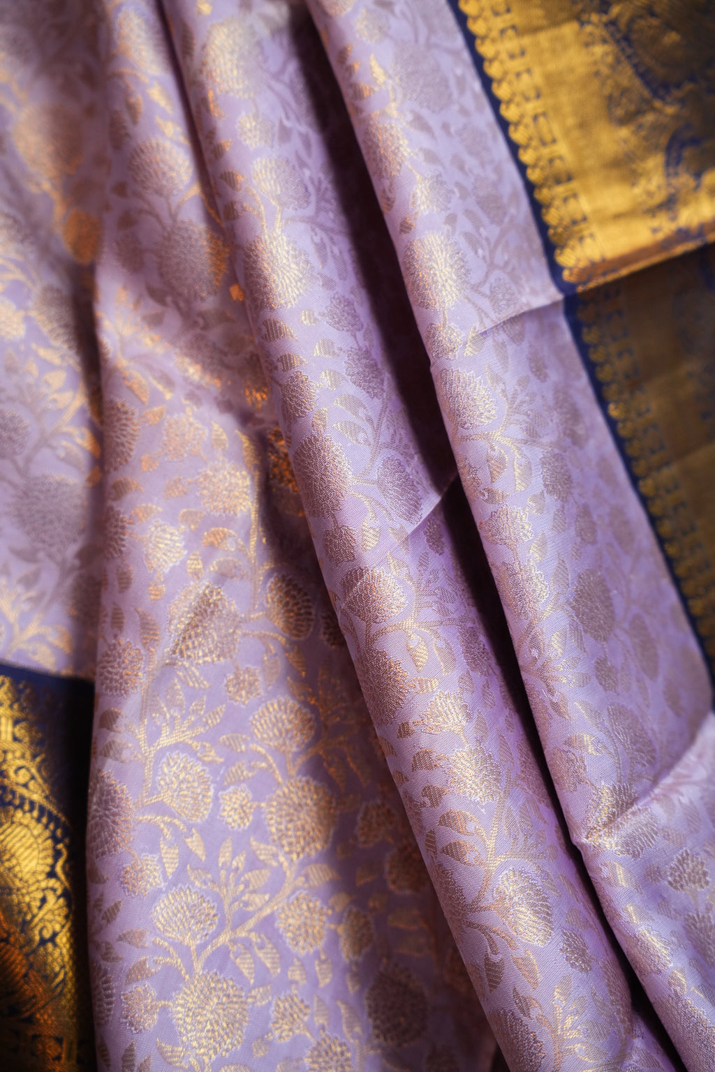 Bridal Maharani Border Saree with Regal Zari Weave