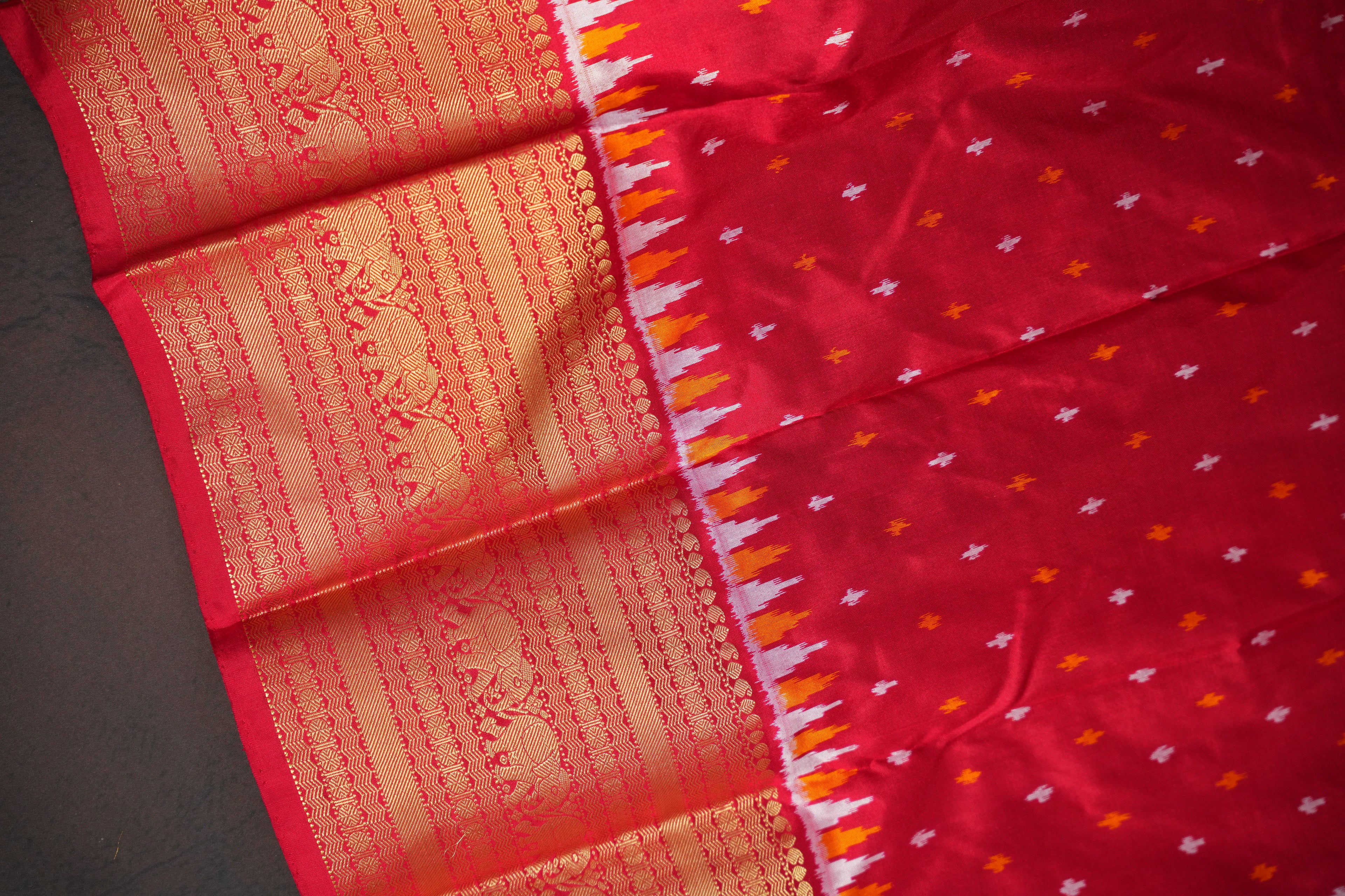 Ikkat Kanchi Border Silk Saree with Rich Pallu