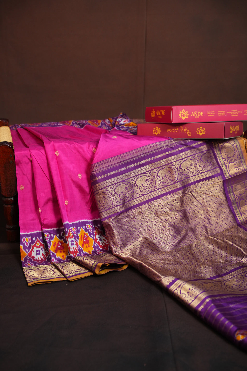 Ikkat Kanchi Border Silk Saree with Rich Pallu