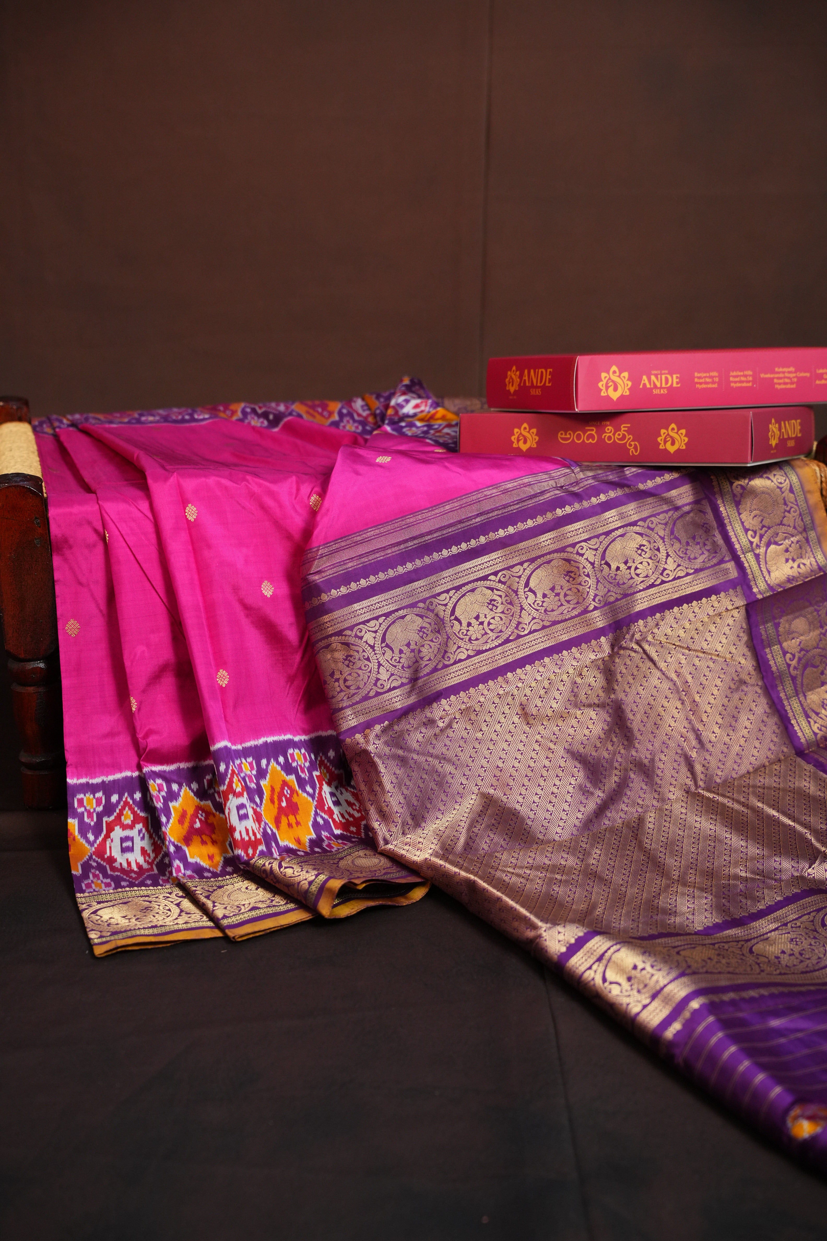 Ikkat Kanchi Border Silk Saree with Rich Pallu