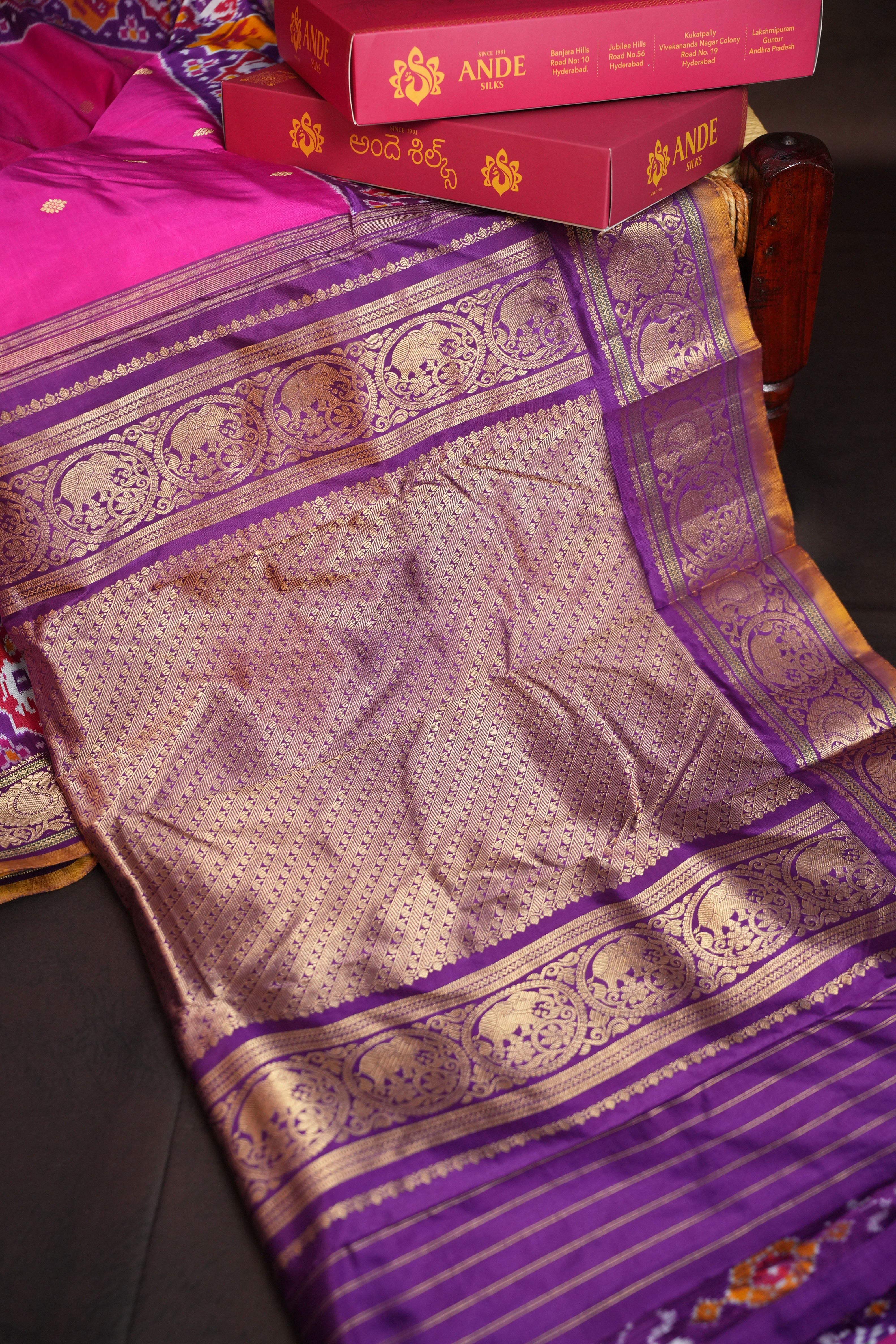 Ikkat Kanchi Border Silk Saree with Rich Pallu