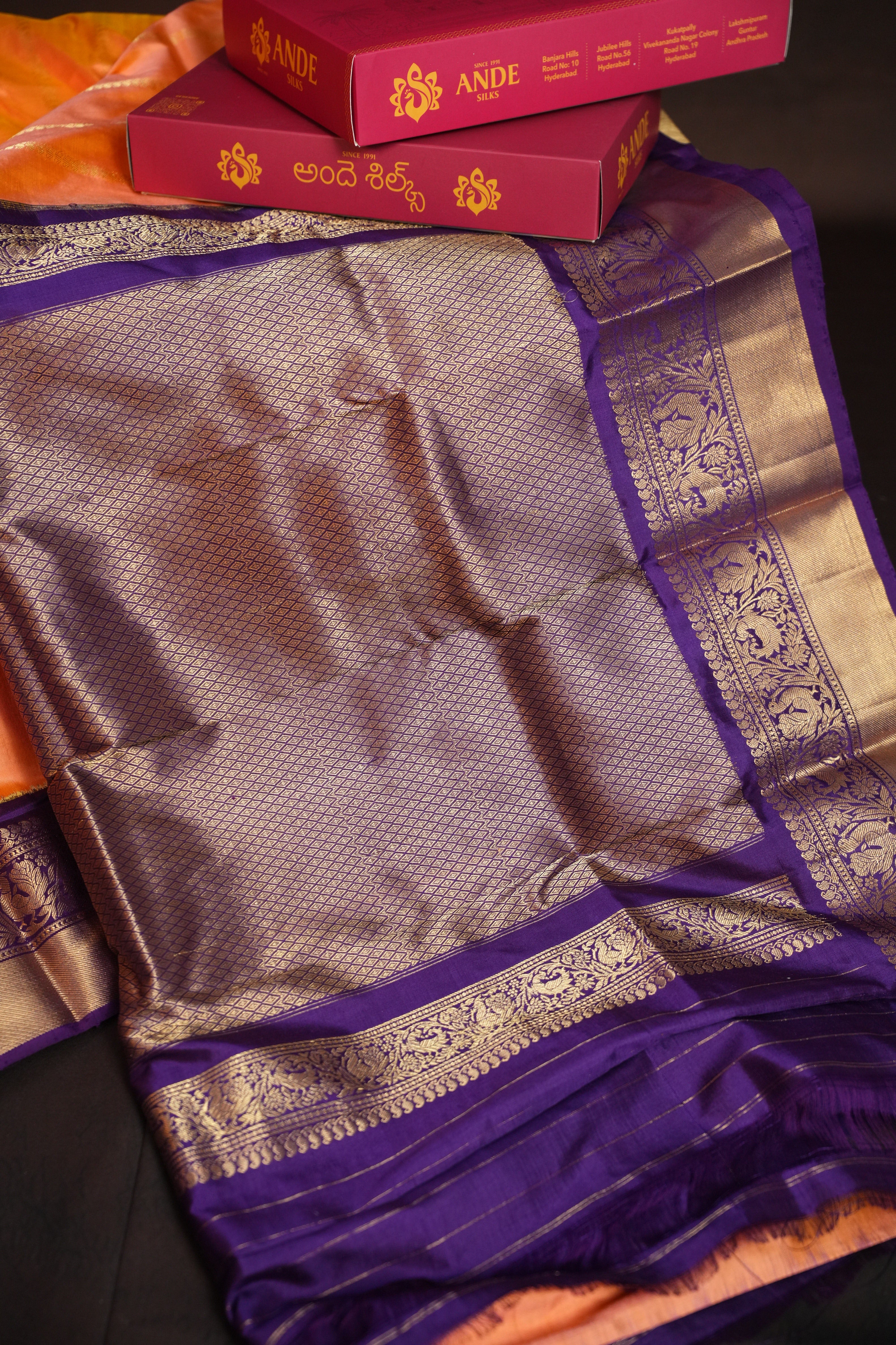 Ikkat Kanchi Border Silk Saree with Rich Pallu