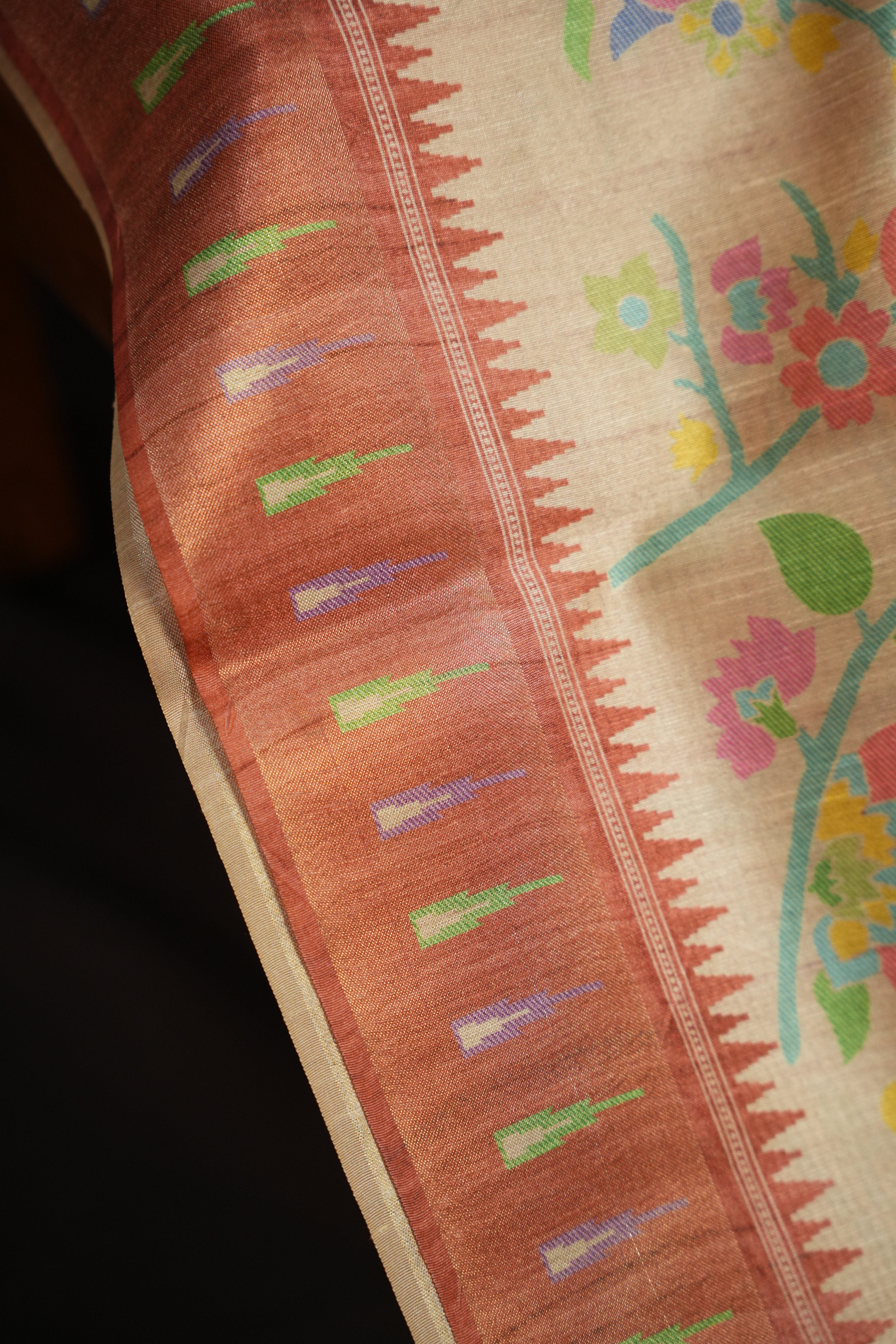 Peach Floral Fancy Linen Saree with Elegant Printed Design