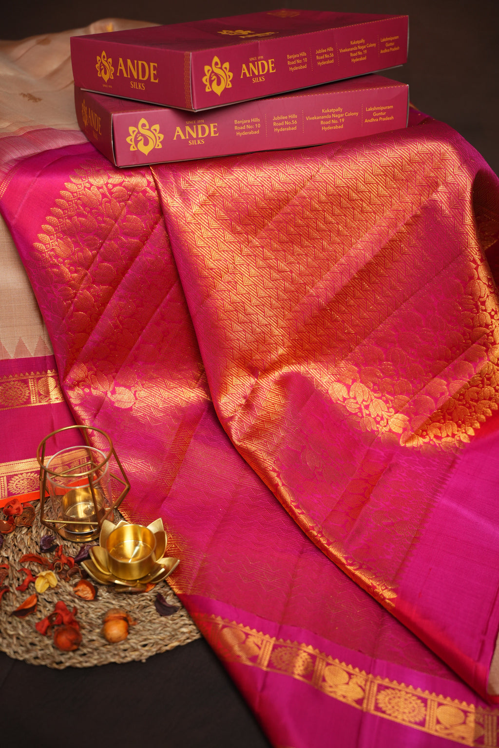 Kanchi Classic Collection Saree in Beige & Rani Pink