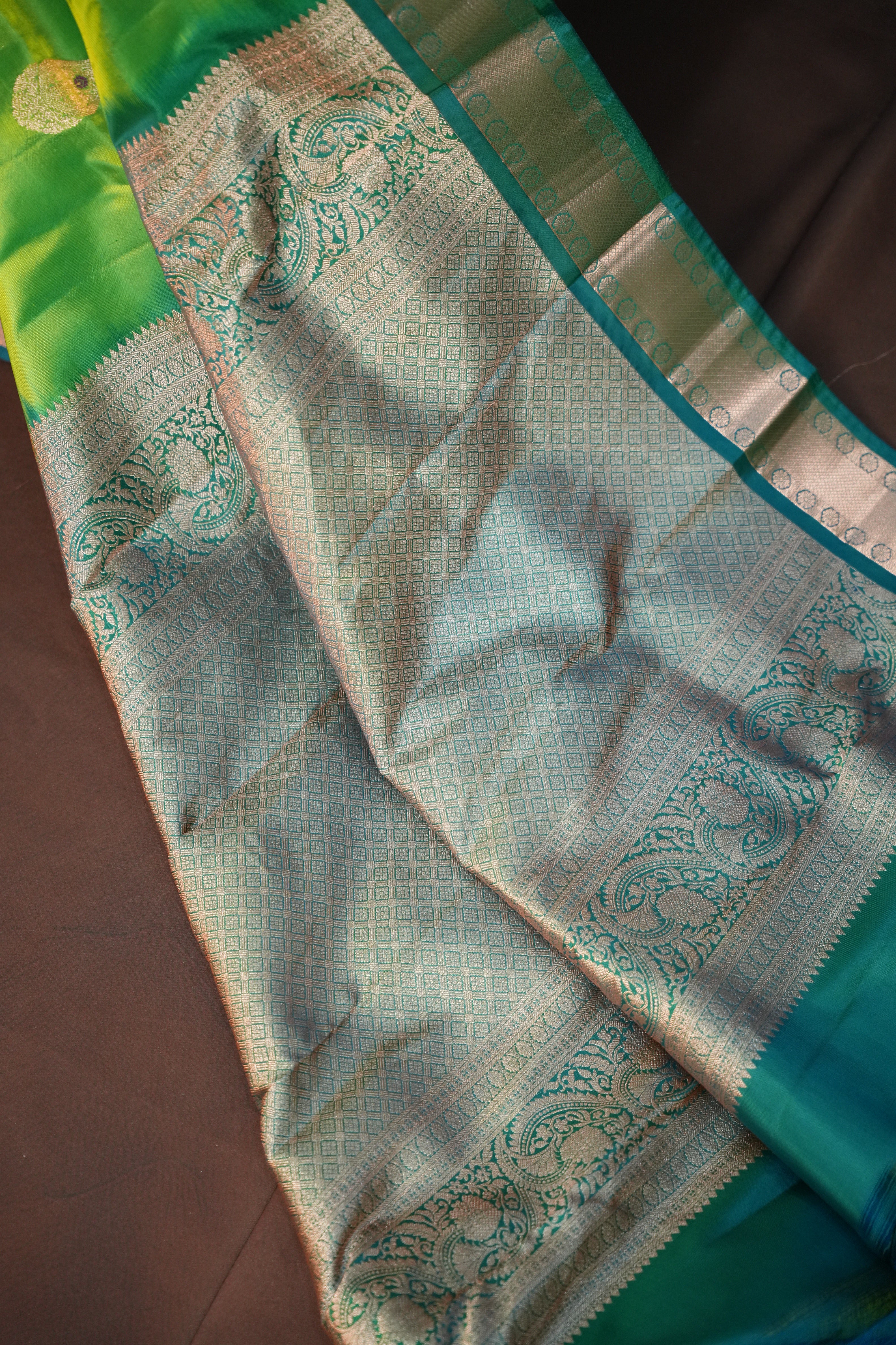 Parrot Green Kanchipuram Vintage Silk Saree with Silver Zari