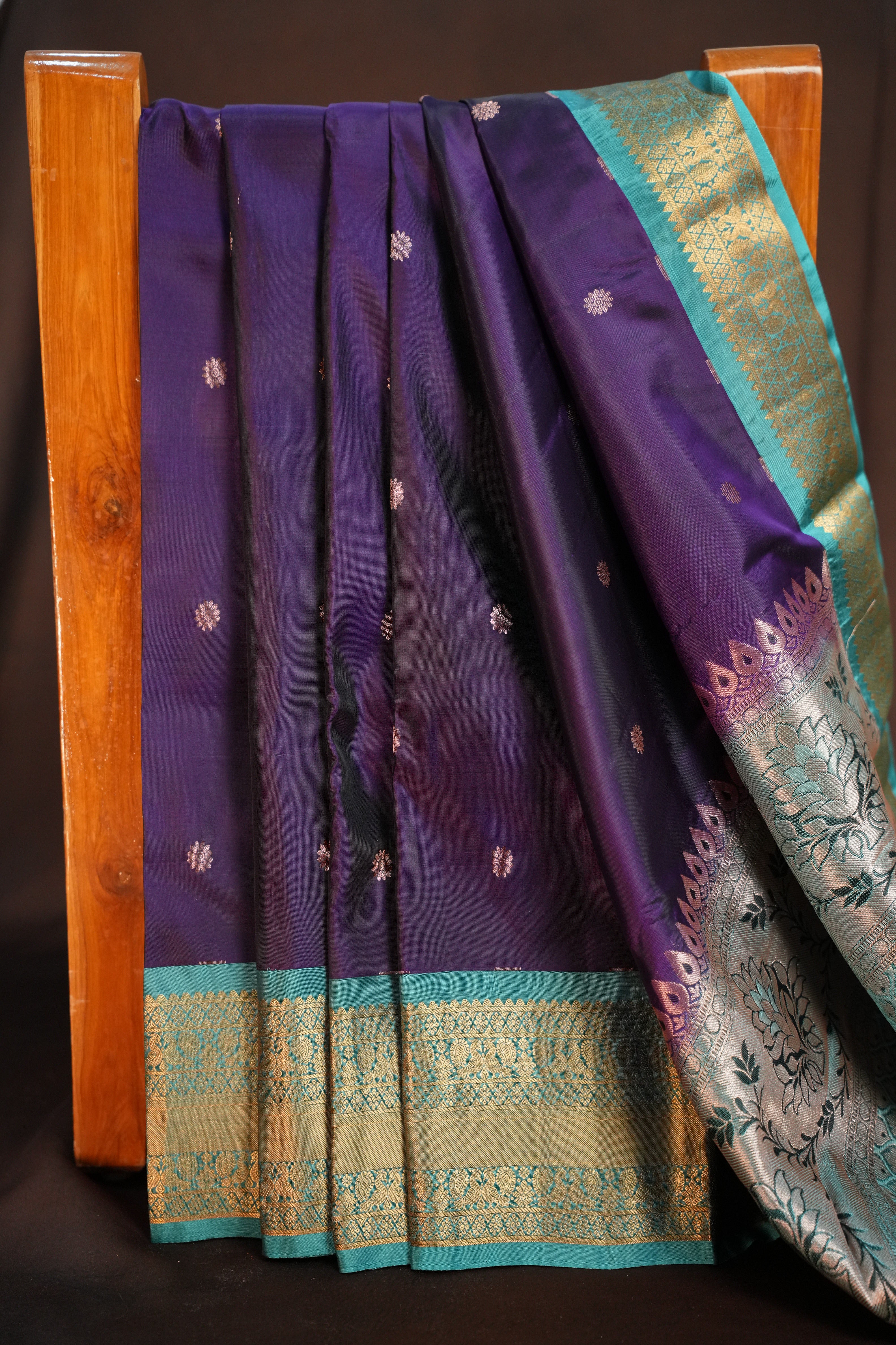 Purple Kanchipuram Vintage Saree with Contrast Zari Border