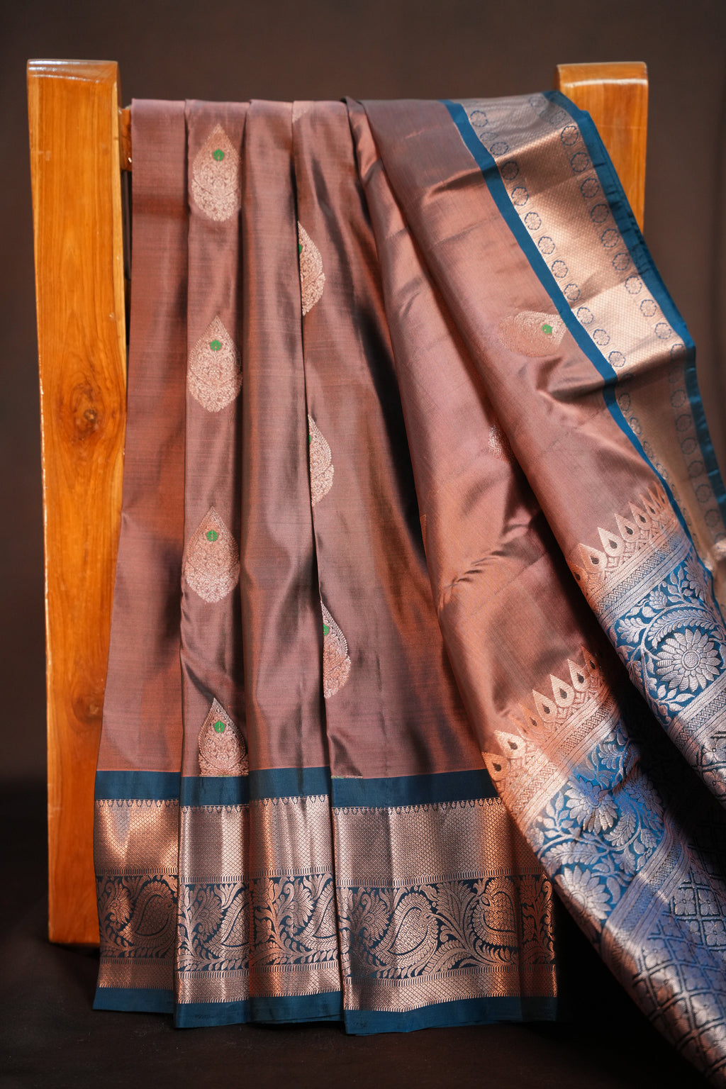 Copper Brown Kanchipuram Vintage Saree with Zari Border