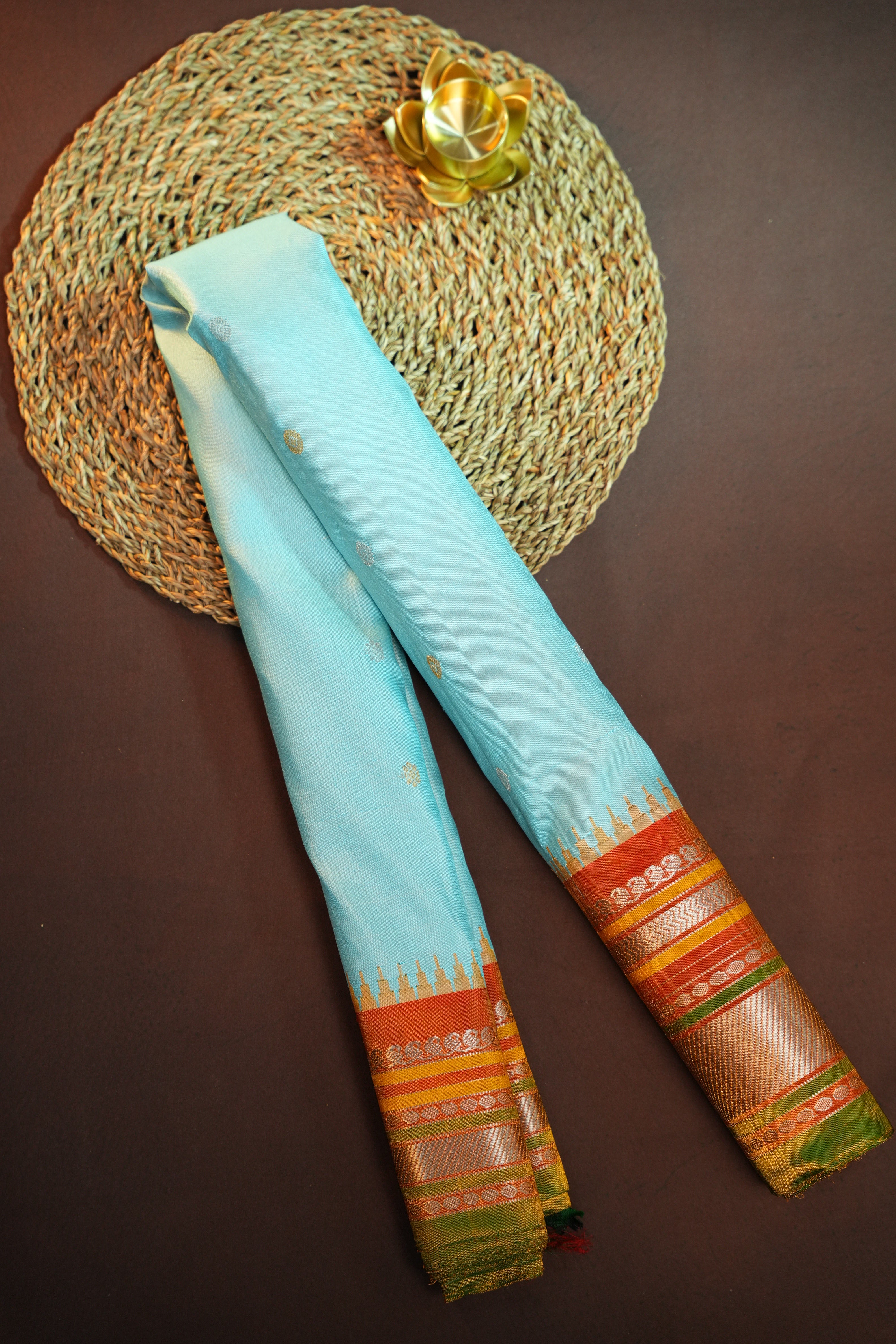 Gadwal Muniya Border Saree