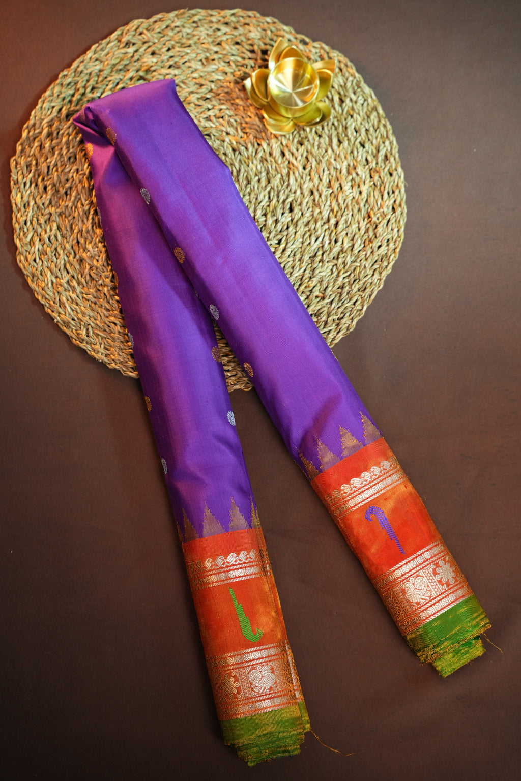 Gadwal Muniya Border Saree