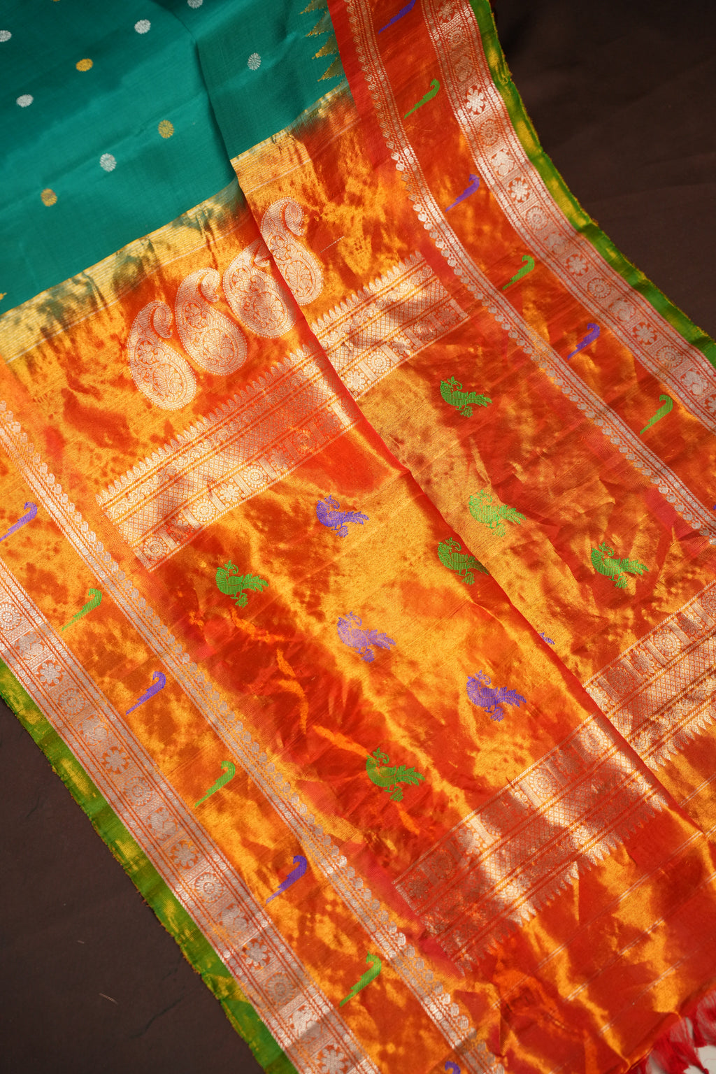 Gadwal Muniya Border Saree